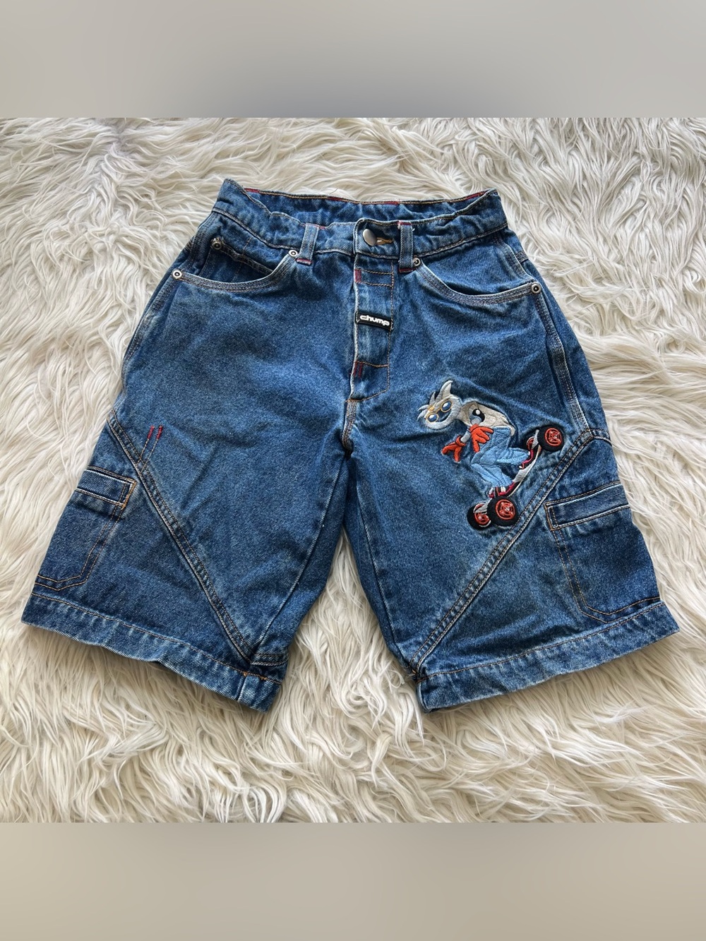 Vintage Y2K Chump Jeans Denim Embroidered Skater Cargo Shorts Boys Size 8 S